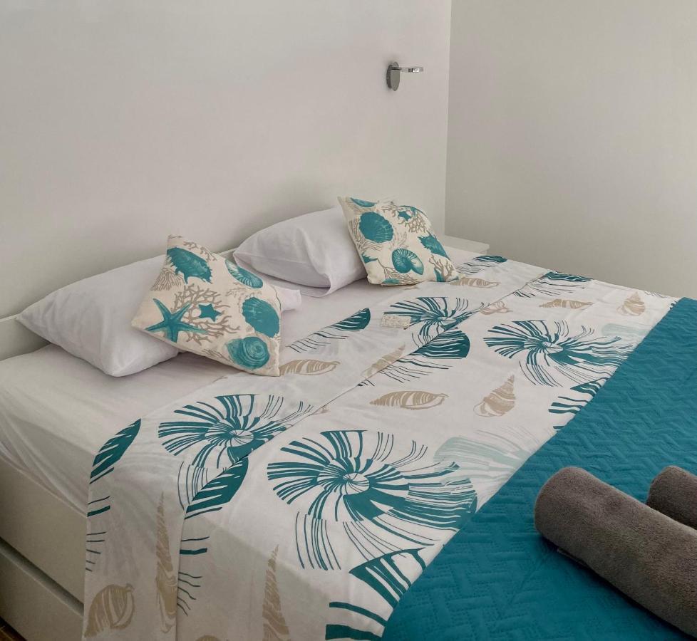 Apartmani Begic 1 I 2 Barbat na Rabu 外观 照片