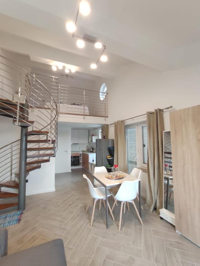Apartmani Begic 1 I 2 Barbat na Rabu 外观 照片